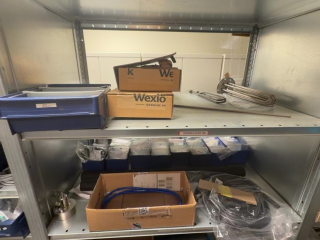 1575095-18 Larger batch of spare parts for commercial kitchens - 4 shelf sections