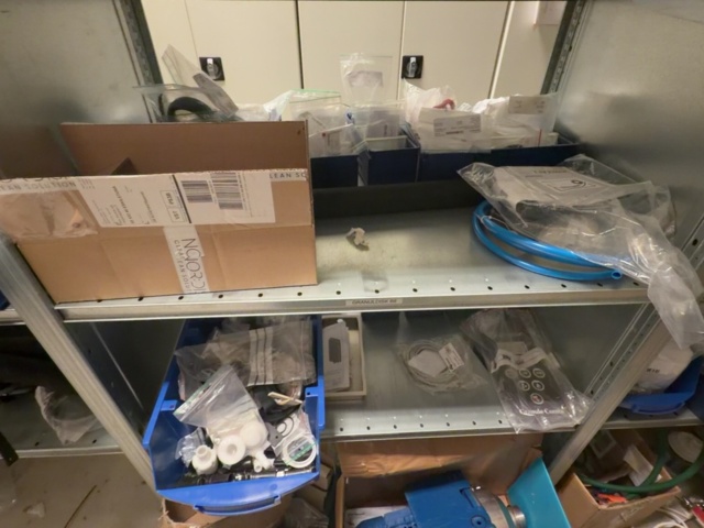 1575095-19 Larger batch of spare parts for commercial kitchens - 4 shelf sections