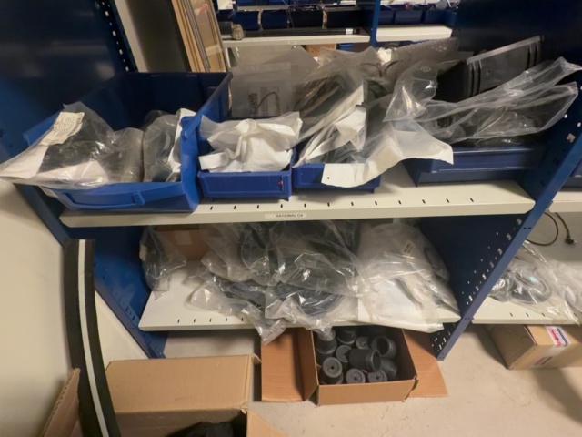 1575095-27 Larger batch of spare parts for commercial kitchens - 4 shelf sections