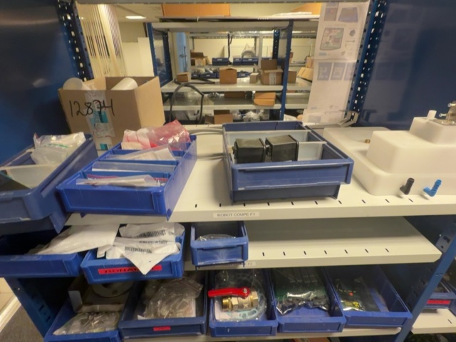 1575095-41 Larger batch of spare parts for commercial kitchens - 4 shelf sections