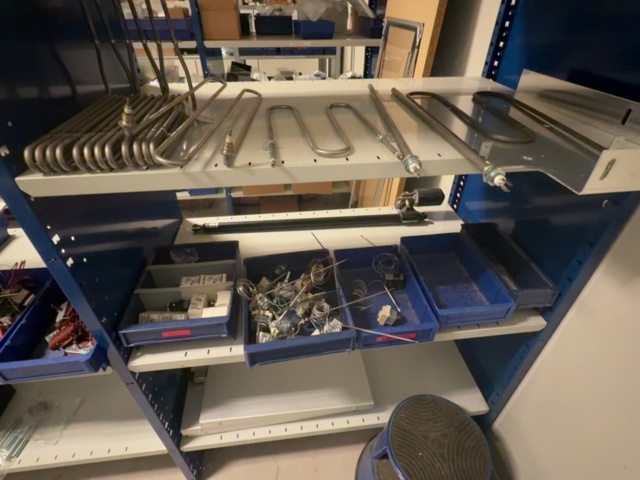 1575095-46 Larger batch of spare parts for commercial kitchens - 4 shelf sections
