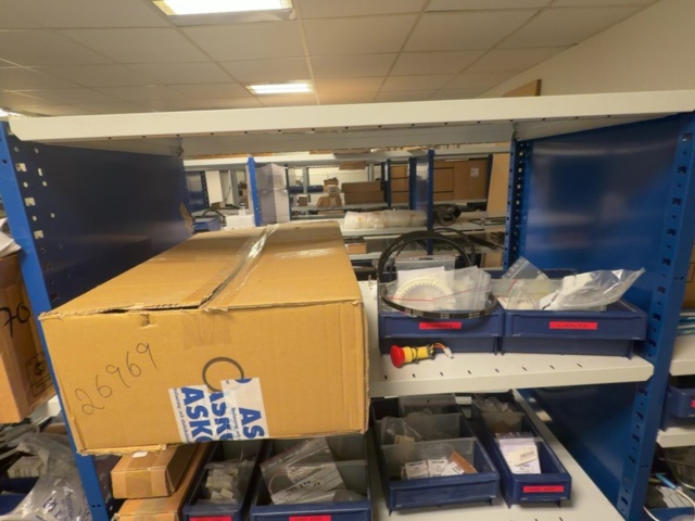 1575095-55 Larger batch of spare parts for commercial kitchens - 4 shelf sections