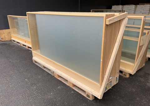 Sale of glass lots