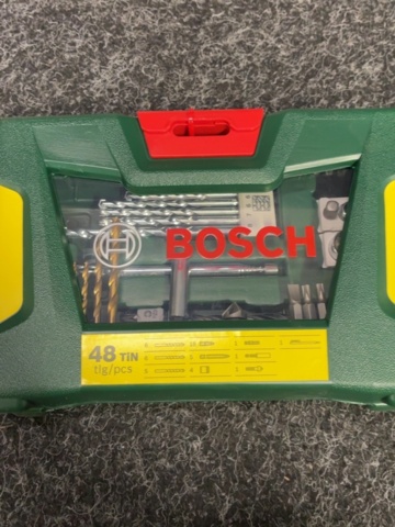 1604711-3 2 st Borr- & bitssatser Bosch 48-delar