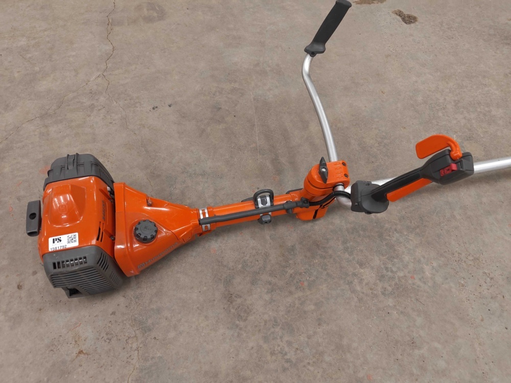 1581792-2 Brushcutter Husqvarna 545FXT Autotune