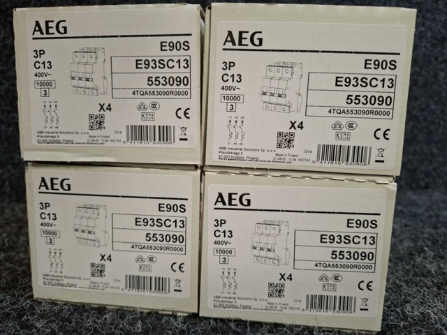 1604853-3 12 st Dvärgströmbrytare – E93S C13 – AEG 400V