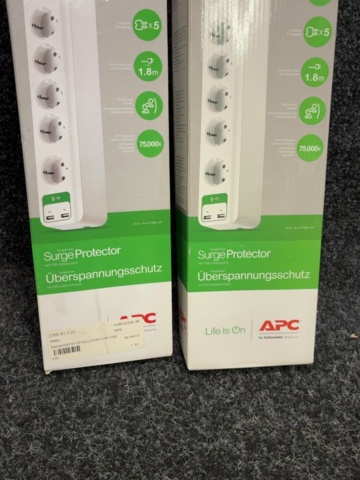 1604769-3 2 st Grenuttag Schneider Electric APC 2500 W, med åskskydd, USB-uttag