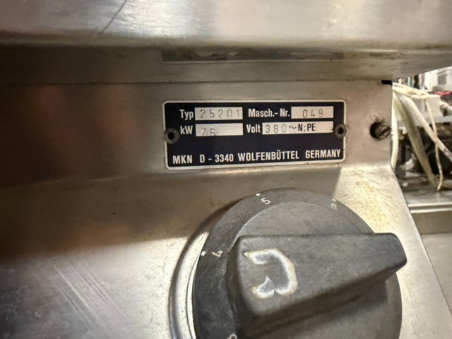 1566732-12 Köksbänk med ho och grill