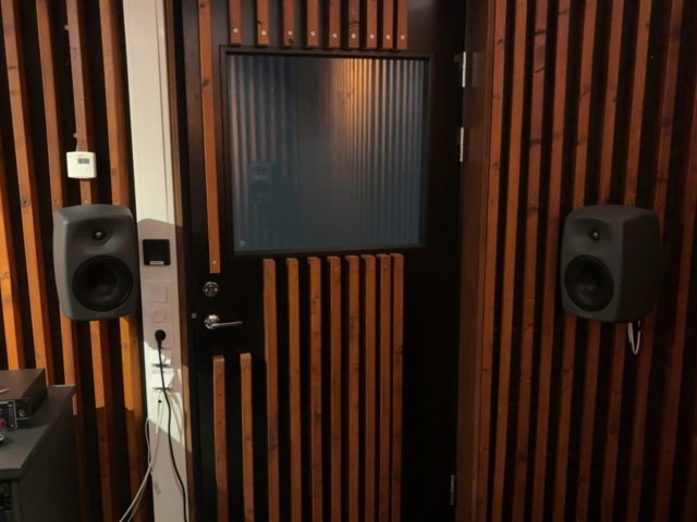 1548349-24 Välutrustad musikstudio för demontering - Genelec / RME / Marantz / SSL / Rupert Neve Designs
