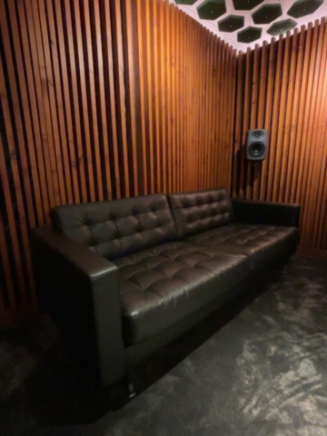 1548349-58 Välutrustad musikstudio för demontering - Genelec / RME / Marantz / SSL / Rupert Neve Designs