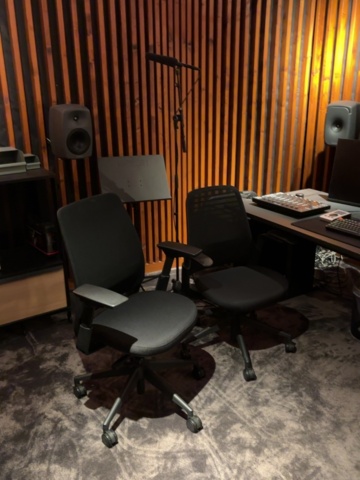 1548349-63 Välutrustad musikstudio för demontering - Genelec / RME / Marantz / SSL / Rupert Neve Designs