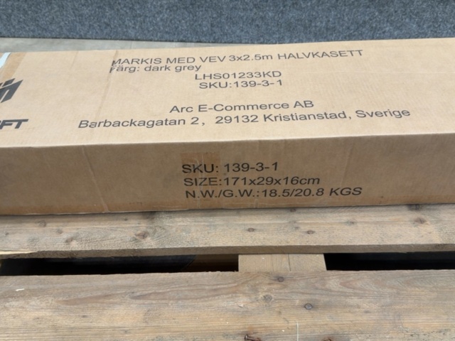 1604641-4 Markis 3x2,5 m | Mörkgrå ram & ljusgrått tyg | Metalcraft