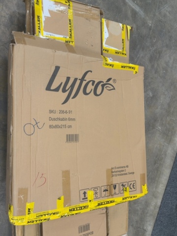 1604643-3 Duschkabin med spröjs 80 x 80 cm | Industriell design