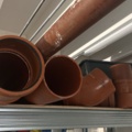 1545156-21 Pallstallage innehållande byggmaterial, betong, handfat, element