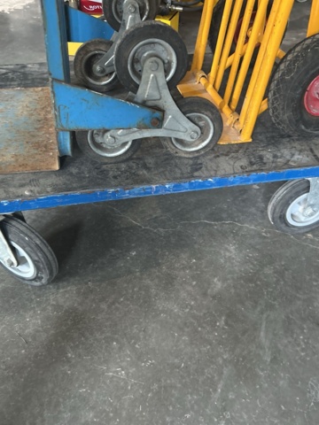 1545163-4 Transportvagn och transportkärror
