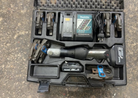 Press tool with accessories - Klauke MAP2L19 i-press mini -