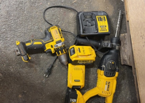 Borrmaskin och borrhammare - DeWalt