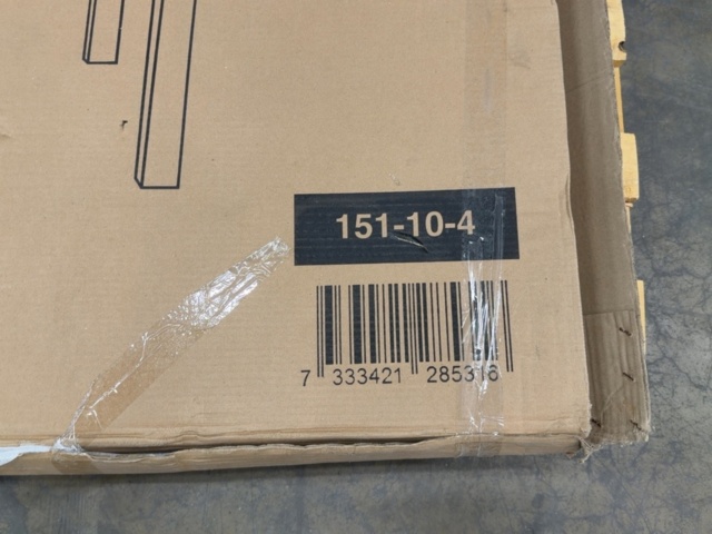 1604653-4 Rektangulärt teakbord i massiv teak 160 × 90 cm