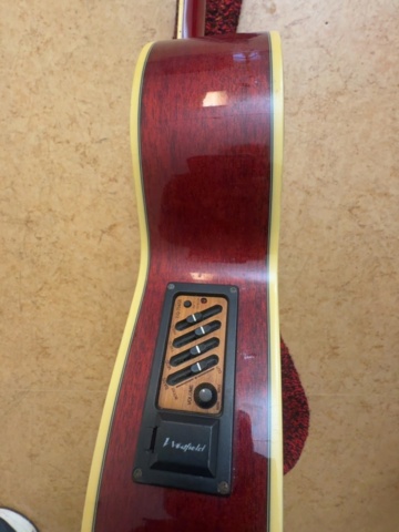 1458581-12 Parti musikinstrument – gitarr, basukulele, ukulele och digitalt trumset