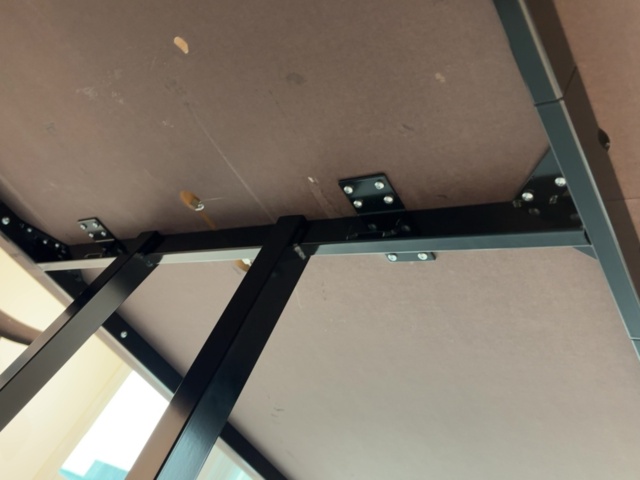 1548351-6 Stort bord cirka 420 cm