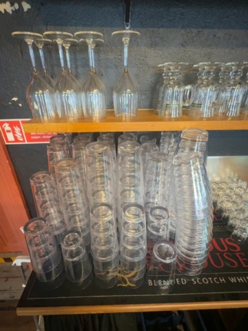 1458585-2 Samling med dryckesglas