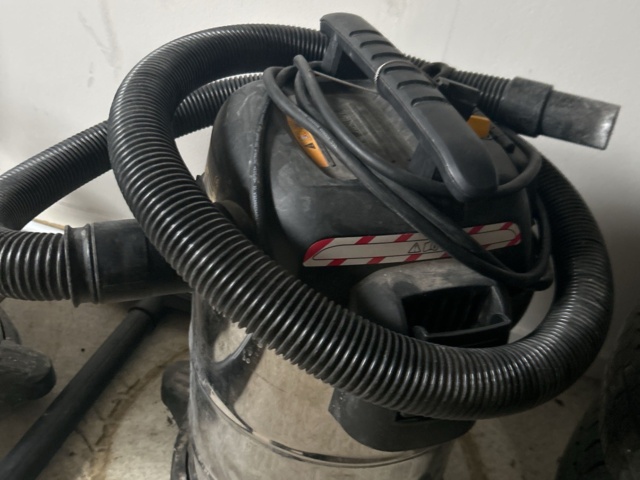 1604946-4 Dammsugare 2 st - DeWalt DXV30SAPTA