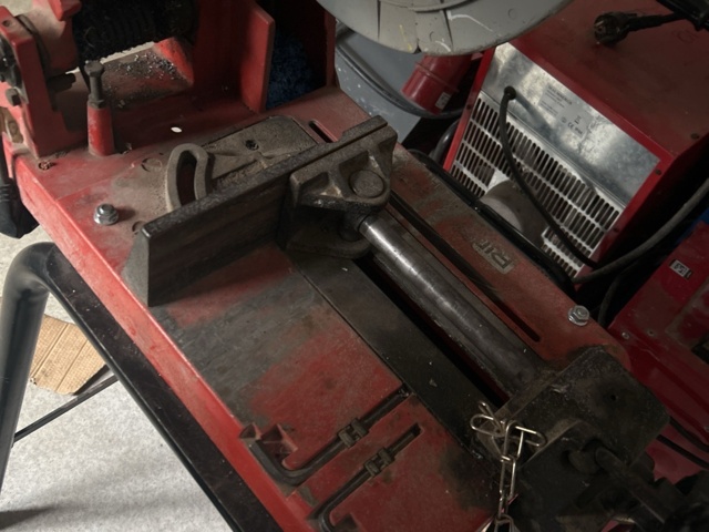1604947-5 Kapmaskin för metall med stativ - RIDGID 590-L
