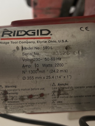 1604947-7 Kapmaskin för metall med stativ - RIDGID 590-L