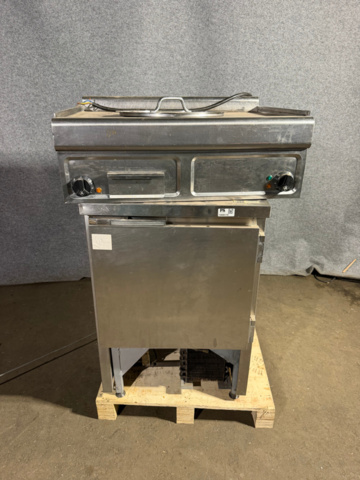 1566510-2 Stekbord med underskåp