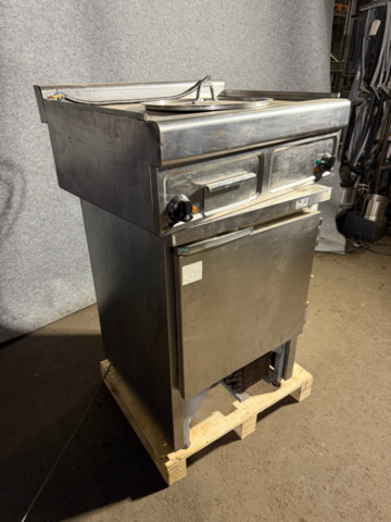 1566510-4 Stekbord med underskåp