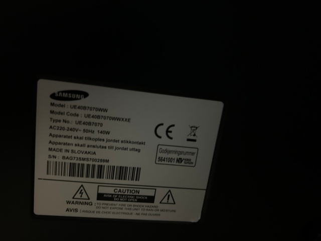1600271-11 Diverse kontorsinredning, elektronik, m.m.