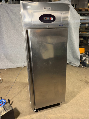 1566520-2 Kylskåp – Tefcold RK710