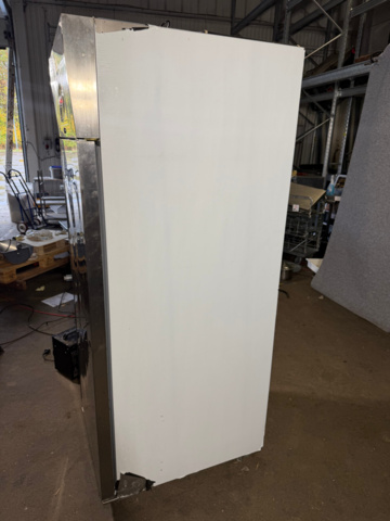 1566520-9 Kylskåp – Tefcold RK710