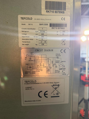 1566520-11 Kylskåp – Tefcold RK710