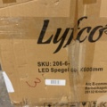 1605668-3 Badrumsspegel 60x60 cm| LED-lyse sidor | Dimmer & touch-styrning