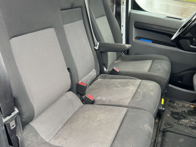 1604956-32 Peugeot Expert Utökad Last 2.0 BlueHDi EAT, 144hk, 2022