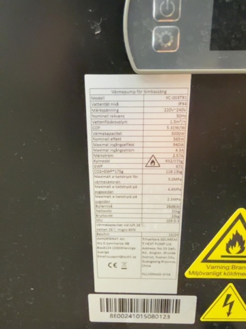 1605671-5 Poolvärmepump splash 3kw | svart