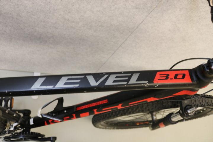 1515331-7 Cykel Kross Level 3,0. 27 växlar