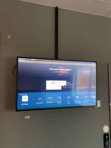1548369-6 Bildskärm 43" med väggfäste - Samsung QB43B