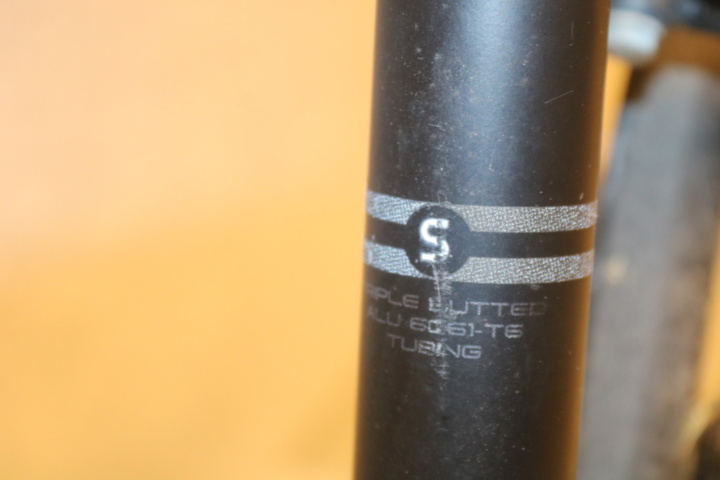 1515332-11 Cykel Nishiki PRO... 27 växlar