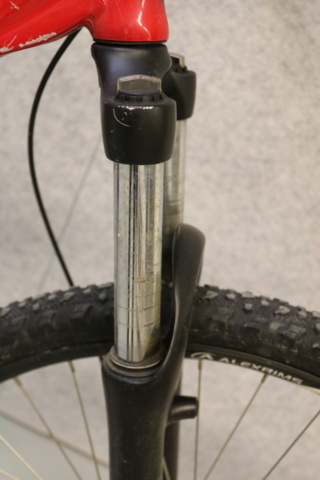 1515336-24 Cykel Yosemite XC Race. 27 växlar