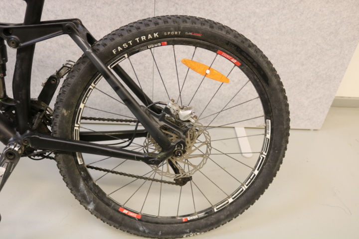 1515337-11 Cykel (Repobjekt) 27 växlar