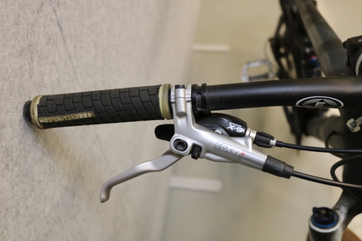 1515337-26 Cykel (Repobjekt) 27 växlar