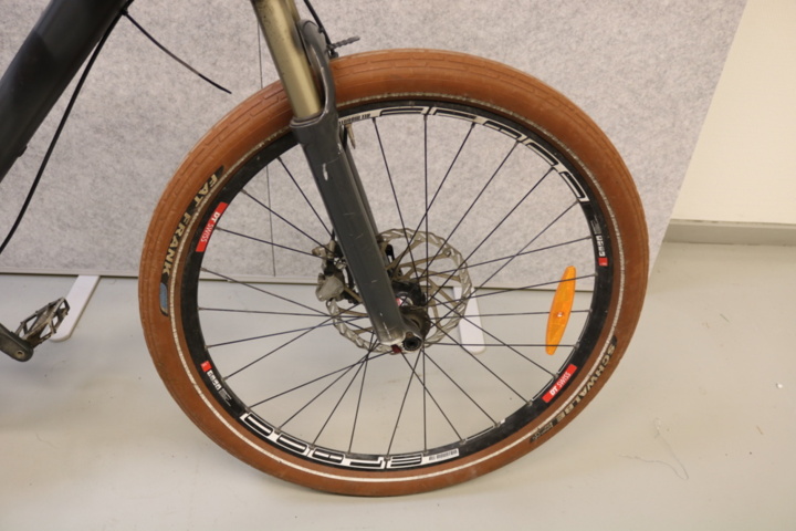 1515337-32 Cykel (Repobjekt) 27 växlar