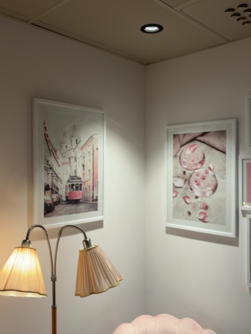 1548374-7 Möblemang och inredning till samtalsrum - ”The Pink One”