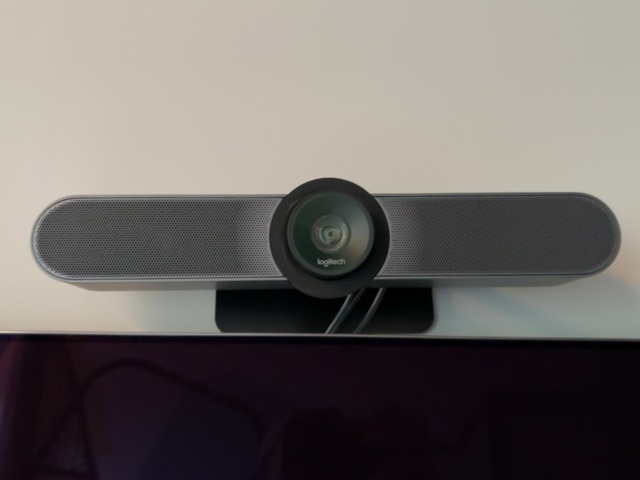 1548394-9 Konferensutrustning med möblemang och smart-TV 55" - Samsung, Sonos / Logitech