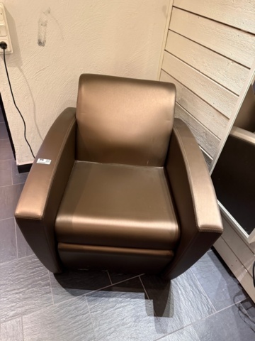 1141589-3 3 st schamponeringsstolar (PAHI) med massagefunktion