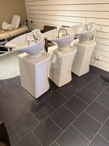 1141589-4 3 st schamponeringsstolar (PAHI) med massagefunktion