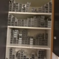1141609-2 Två skåp med hårfärgningsprodukter från Hårologi