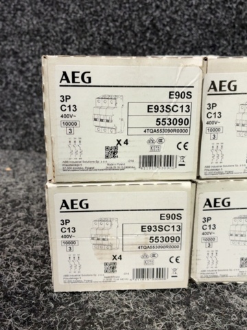 1605463-3 6 st förpackningar med automatsäkringar á 4 st